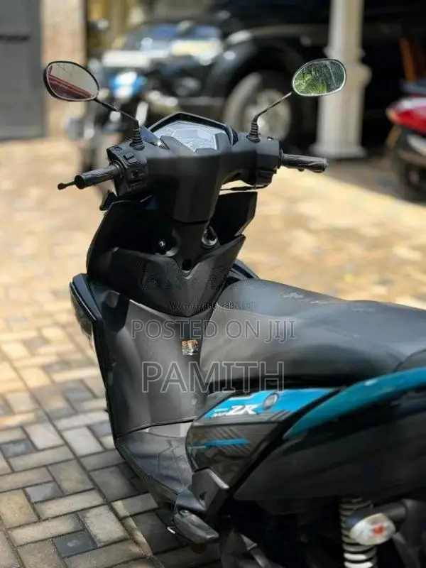 Yamaha ZR 2020 Motorbike (Used)