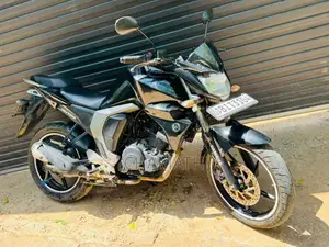 Yamaha FZ Version 2.0 2020 Motorbike (Used)