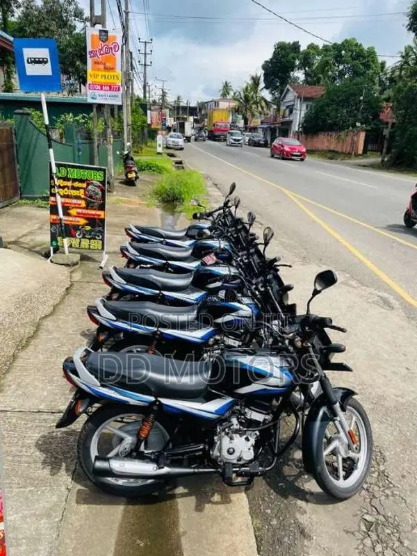 Bajaj CT-100 2023 Motorbike (Used)