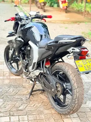 Yamaha FZ 2017 Motorbike (Used)