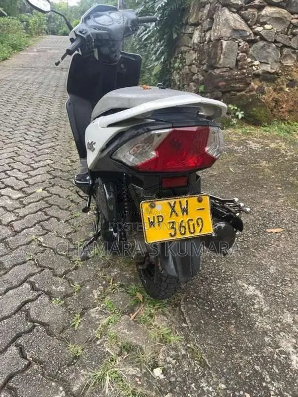 Honda Dio 2012 Motorbike (Used)