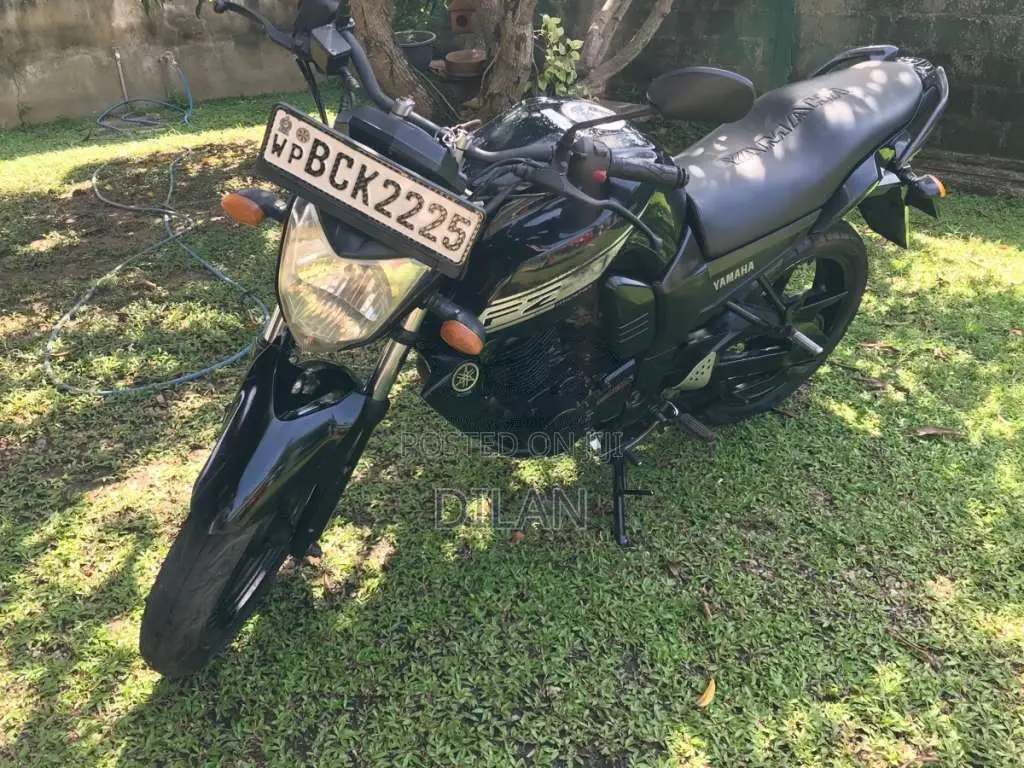 Yamaha FZ 2015 Motorbike (Used)