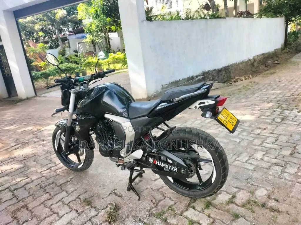 Yamaha Fz Version 2 2020 Motorbike (Used)