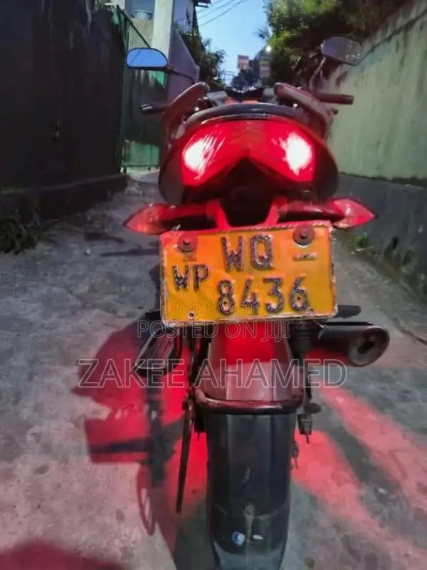 Bajaj Pulsar 135 LS 2011 Motorbike (Used)