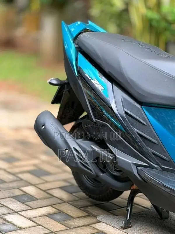 Yamaha ZR 2020 Motorbike (Used)