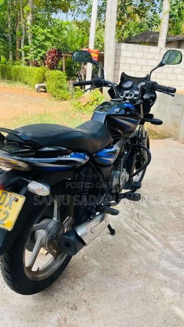 Bajaj Discover 125 2016 Motorbike (Used)