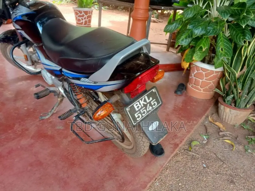 Bajaj CT-100 2025 Motorbike (Used)
