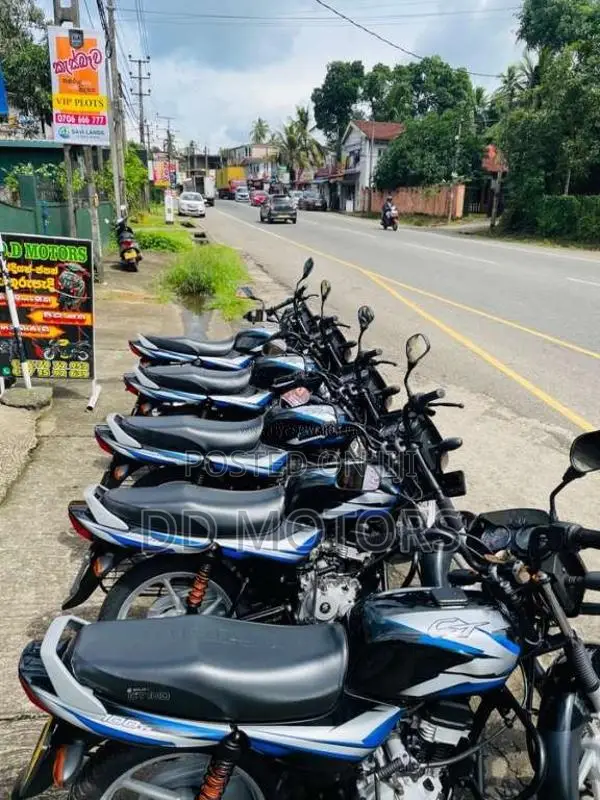 Bajaj CT-100 2023 Motorbike (Used)