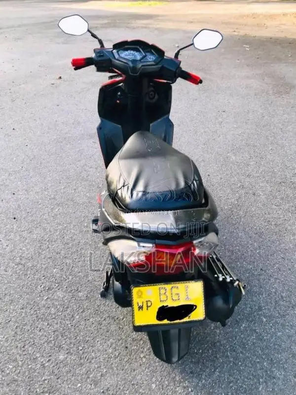 Honda Dio 2018 Motorbike (Used)