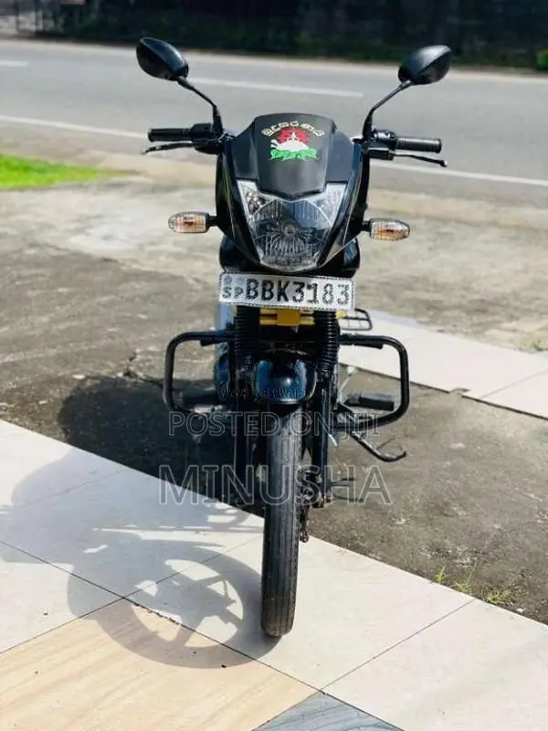 Mahindra Centuro 2014 Motorbike (Used)