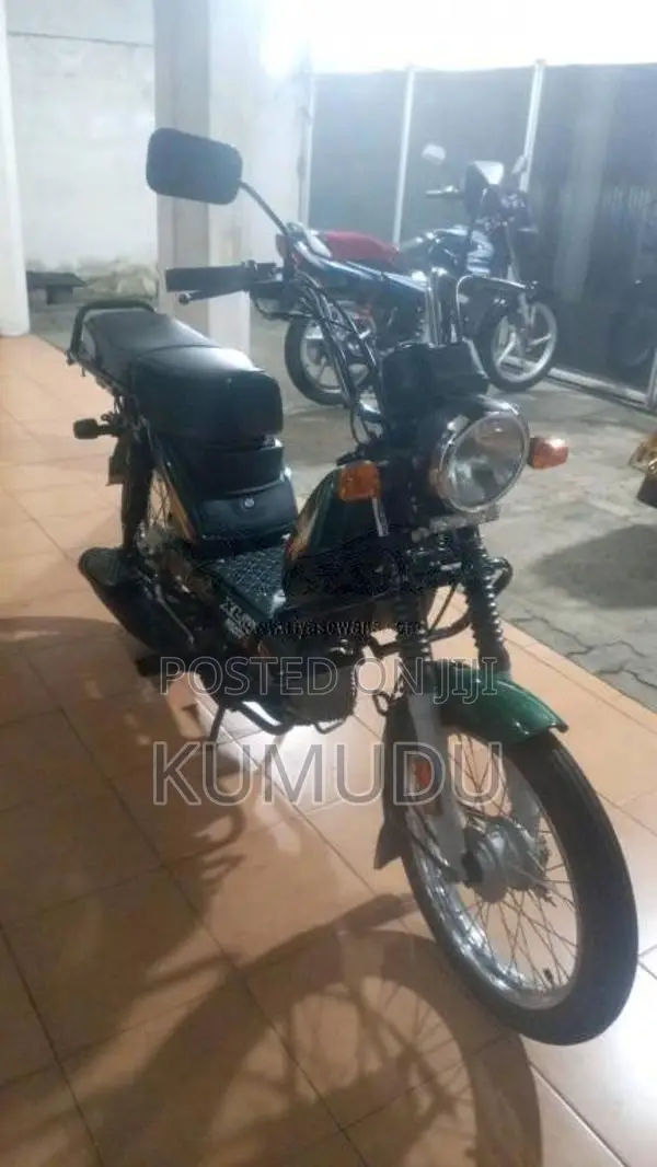 TVS Xl 100 2025 Motorbike (Used)
