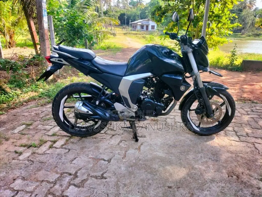 Yamaha Fz Version 2 2020 Motorbike (Used)