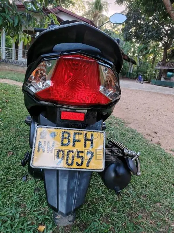 Honda Dio 2017 Motorbike (Used)