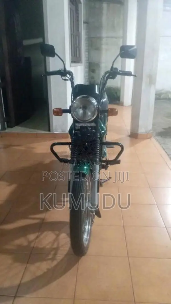 TVS Xl 100 2025 Motorbike (Used)