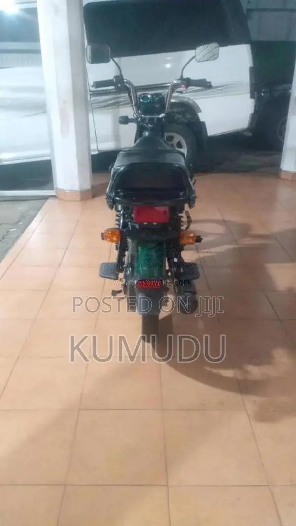 TVS Xl 100 2025 Motorbike (Used)