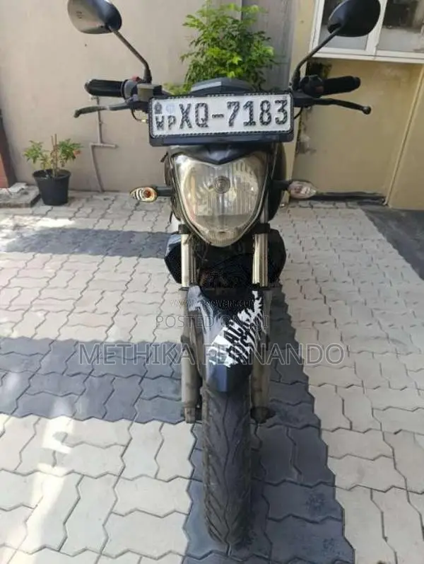 Yamaha FZ 2012 Motorbike (Used)