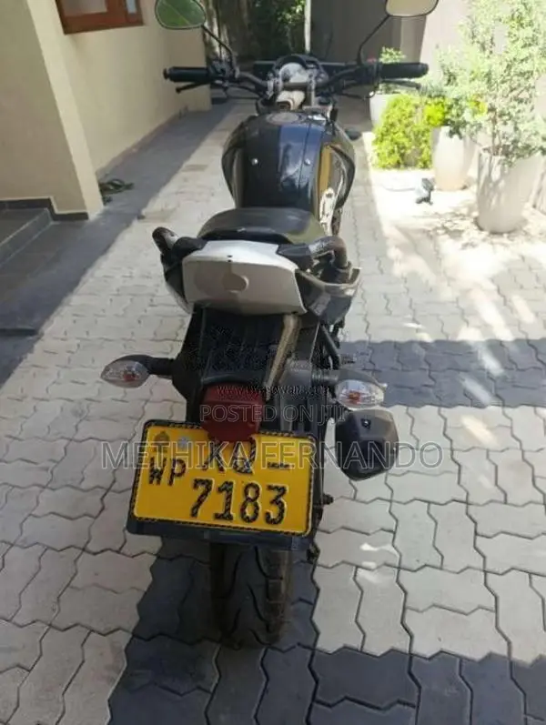 Yamaha FZ 2012 Motorbike (Used)