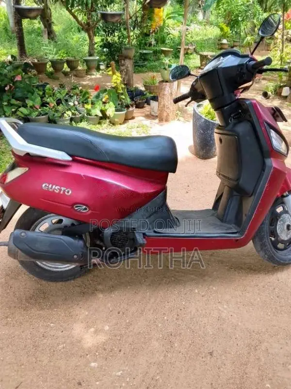 Mahindra Gusto 2016 Motorbike (Used)