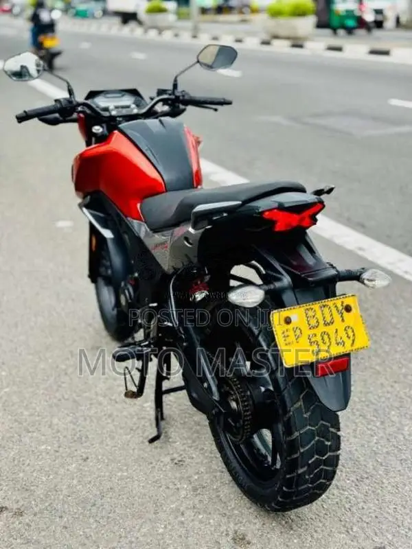 Honda Hornet 2016 Motorbike (Used)