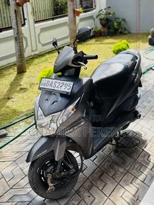 Honda Dio 2013 Motorbike (Used)