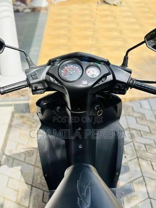 Honda Dio 2013 Motorbike (Used)