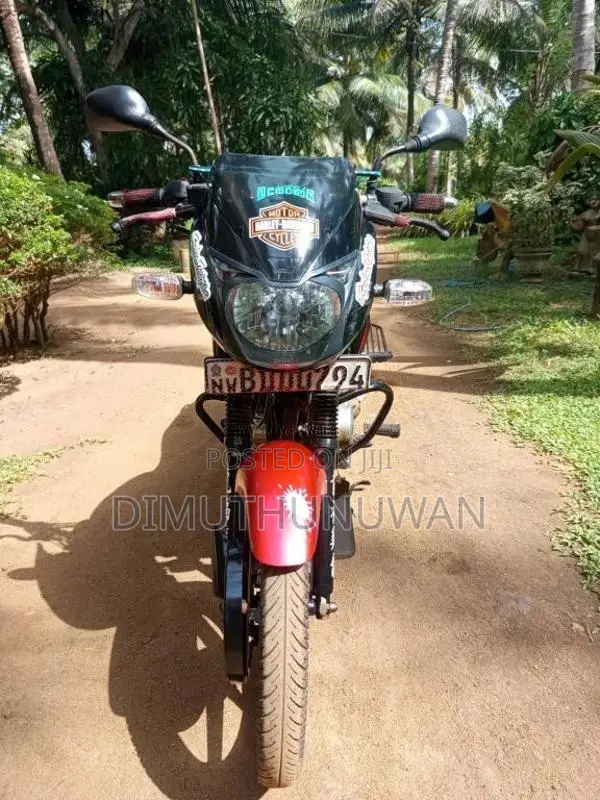 Bajaj Pulsar 2016 Motorbike (Used)