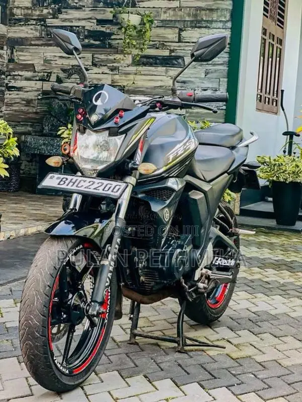 Yamaha FZ 2019 Motorbike (Used)