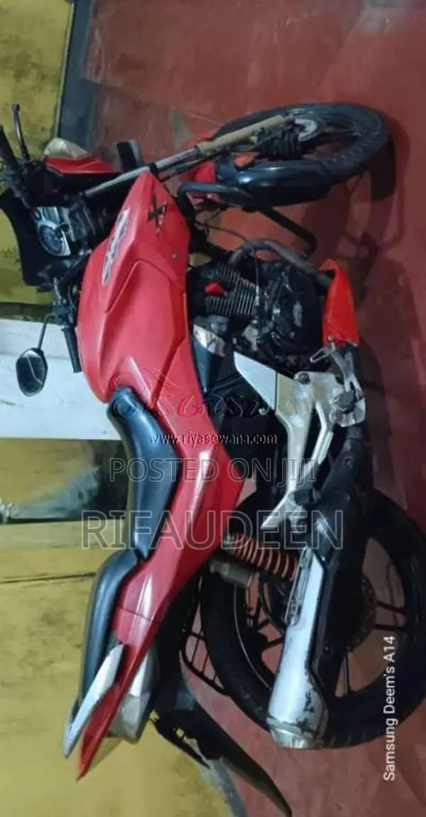 Hero-Honda CBZ 2012 Motorbike (Used)