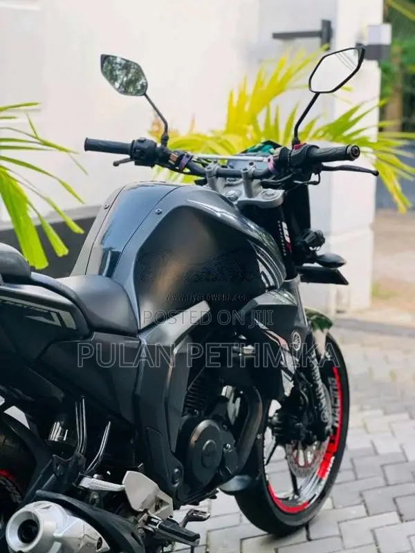 Yamaha FZ 2019 Motorbike (Used)