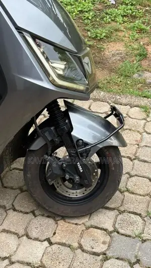 Yadea T5 2025 Motorbike (Used)