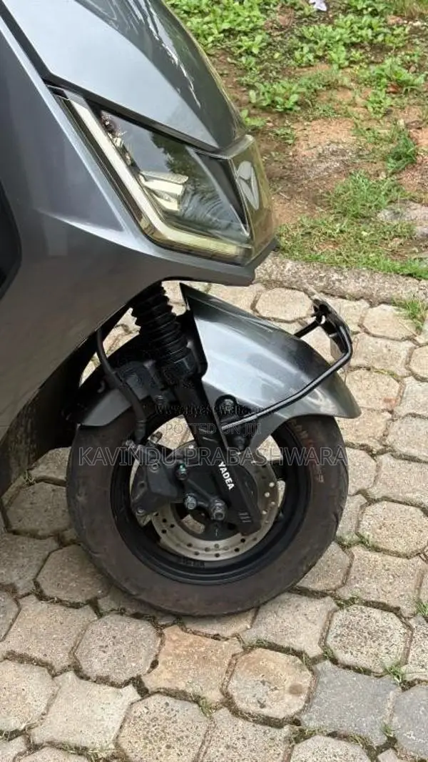Yadea T5 2025 Motorbike (Used)