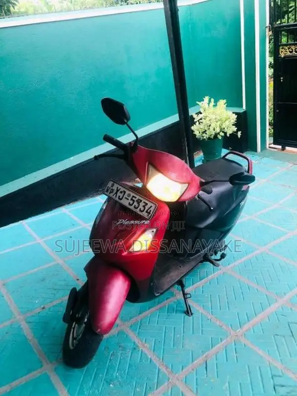 Hero Pleasure 2012 Motorbike (Used)