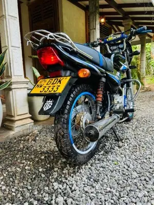 Bajaj CT-100 2016 Motorbike (Used)