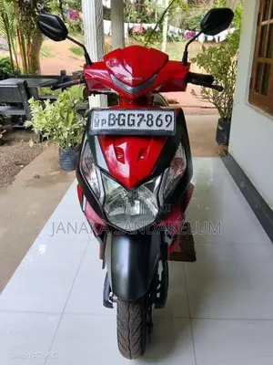 Honda Dio 2018 Motorbike (Used)