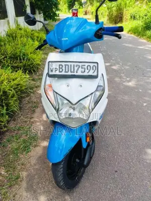 Honda Dio 2016 Motorbike (Used)