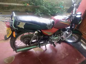 Bajaj Boxer 2003 Motorbike (Used)
