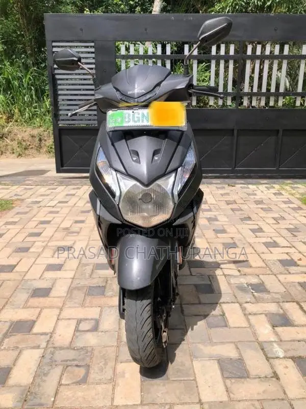 Honda Dio 2018 Motorbike (Used)