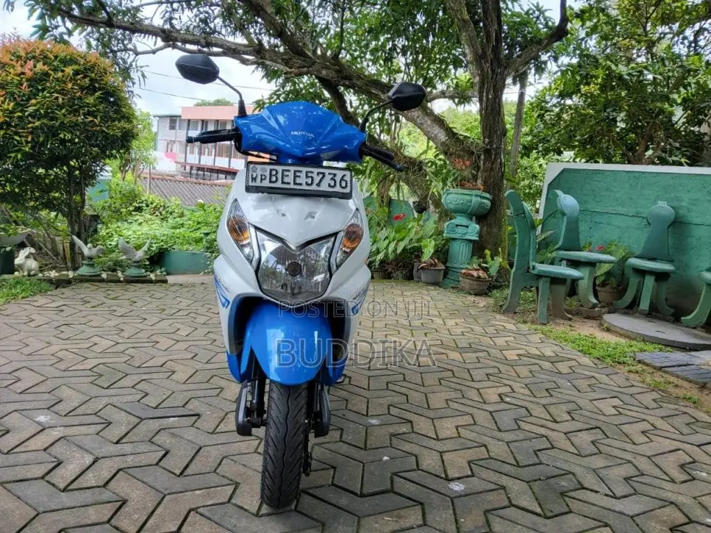 Honda Dio 2016 Motorbike (Used)