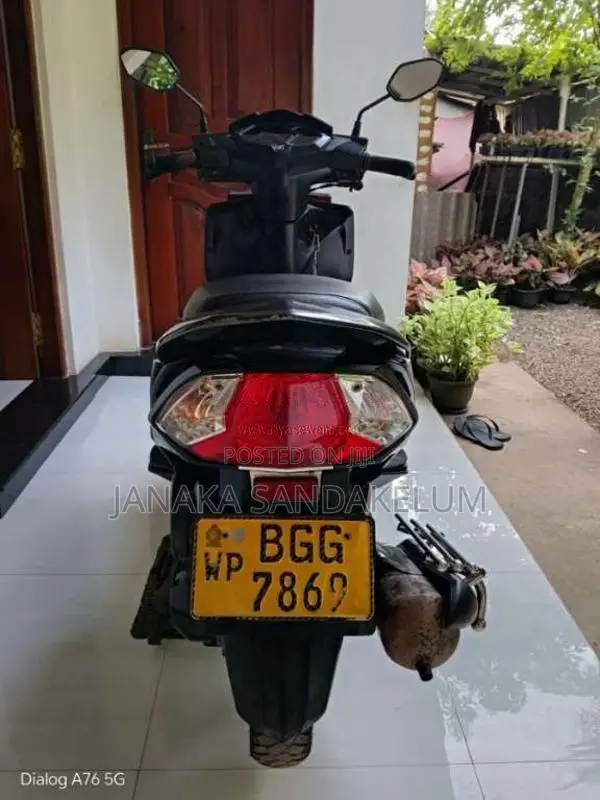 Honda Dio 2018 Motorbike (Used)