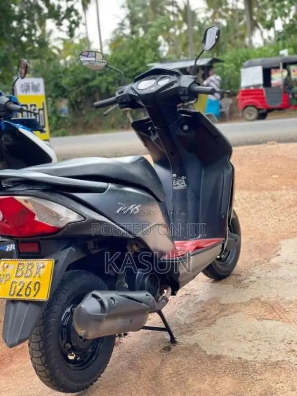 Honda Dio 2014 Motorbike (Used)
