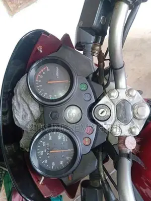 Bajaj Pulsar 180 2006 motorcycle (Used)