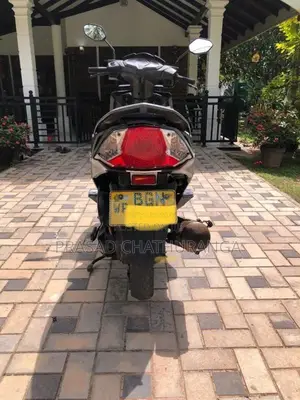 Honda Dio 2018 Motorbike (Used)