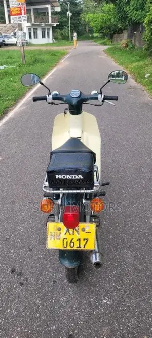 Honda Super Cub 50 2011 Motorbike (Used)