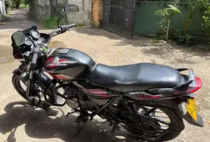 Bajaj Discover 100 2012 Motorbike (Used)