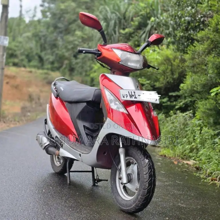 TVS Scooty Streak 2011 Motorbike (Used)