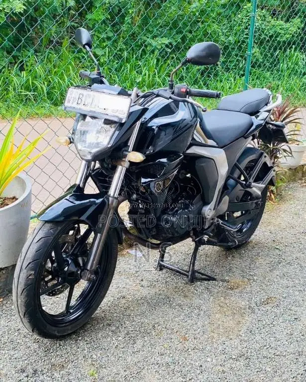 Yamaha FZ 2015 Motorbike (Used)