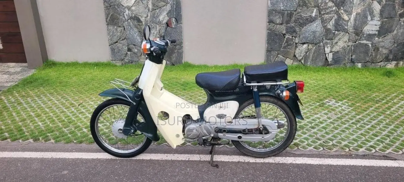 Honda Super Cub 50 2011 Motorbike (Used)