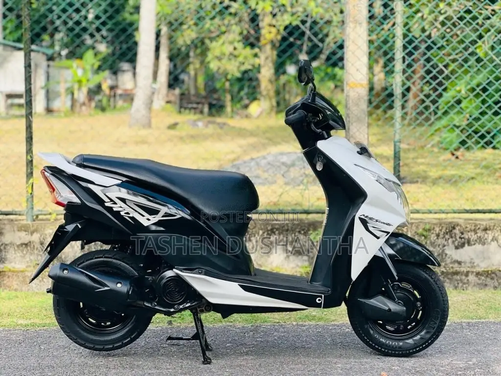 Honda Dio 2016 Motorbike (Used)