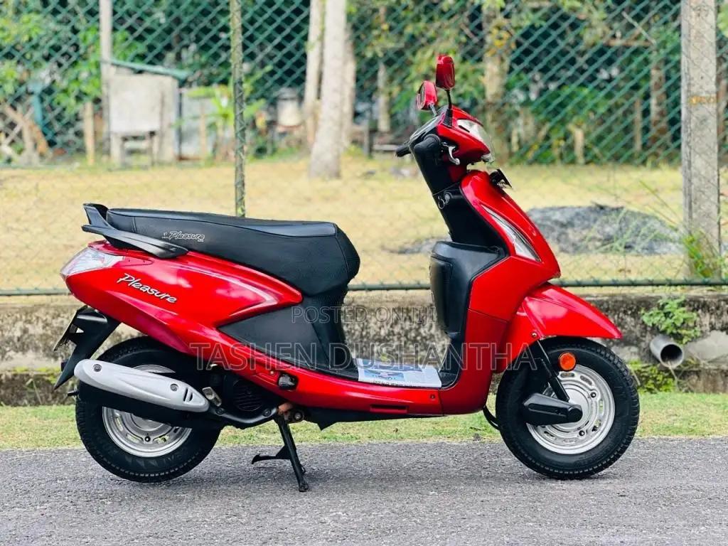 Hero Pleasure 2015 Motorbike (Used)