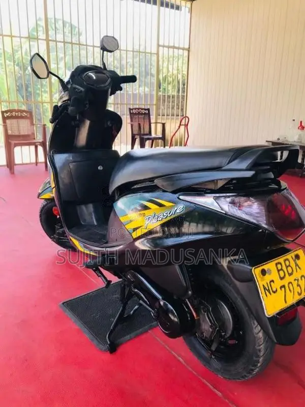 Hero Pleasure 2014 Motorbike (Used)